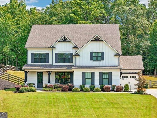 4060 Silverstone Drive, Braselton, GA 30517