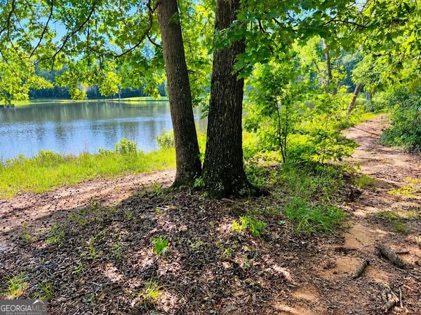 255 Hanson Drive, Lagrange, GA 30240