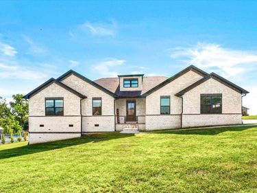 46 Caden Lane, London, KY 40744