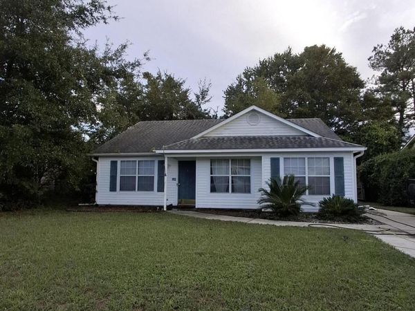 211 Sandalwood Circle , Brunswick, GA 31525