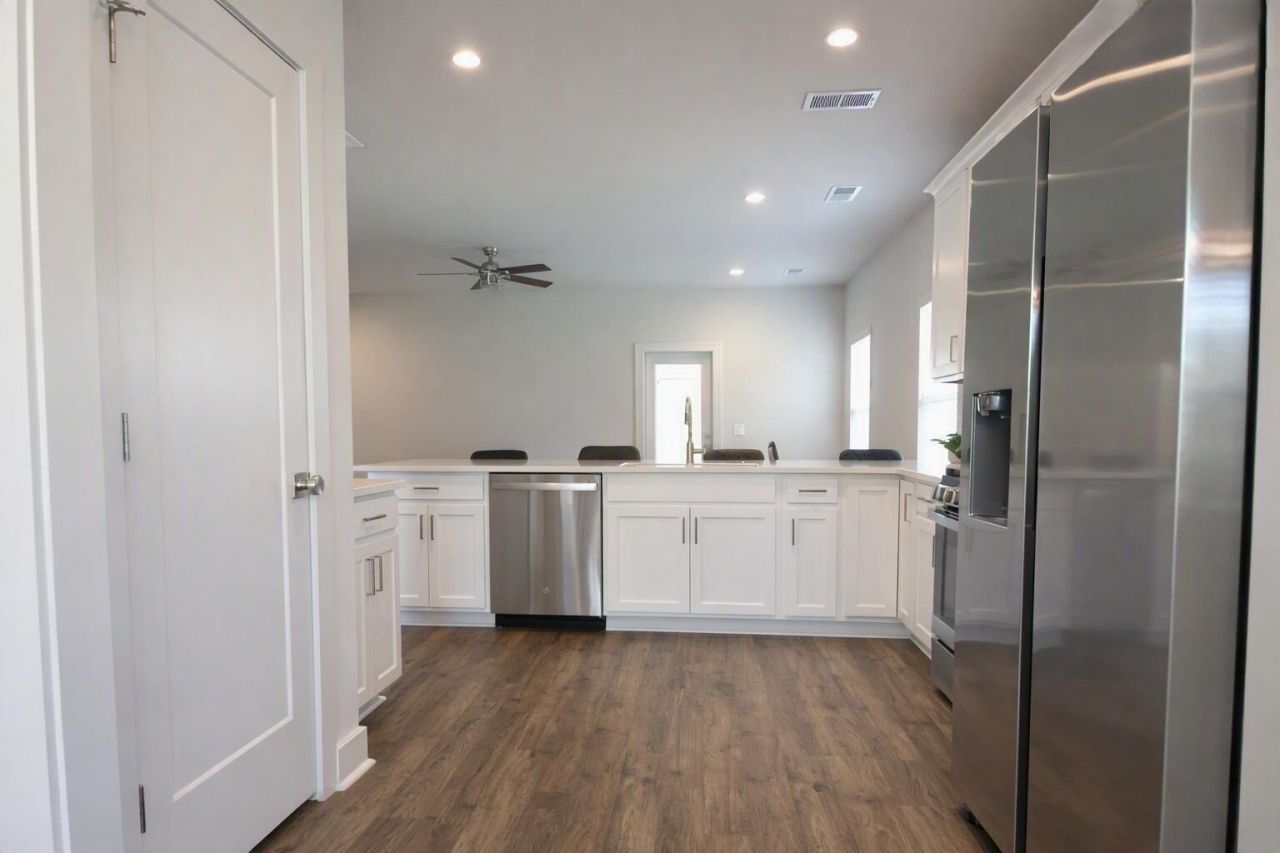 3005 Harvey Avenue Photo 6