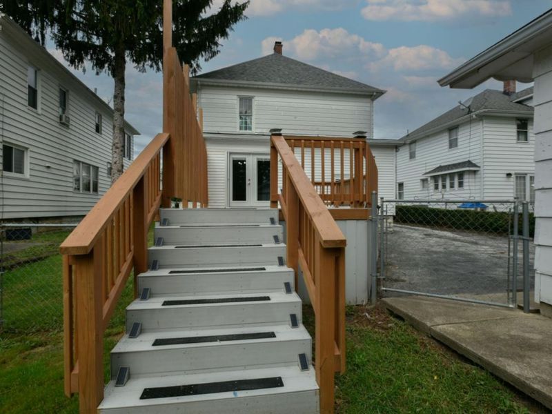 126 Euclid Avenue, Bellevue, OH 44811 Photo 34