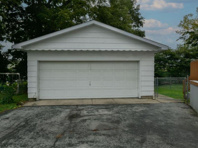 126 Euclid Avenue, Bellevue, OH 44811 Photo 35