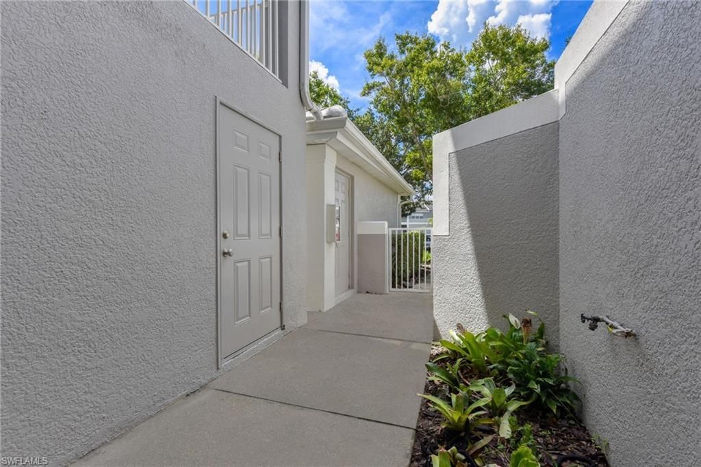 12130 Summergate Cir, Unit 104, Fort Myers, FL 33913 Photo