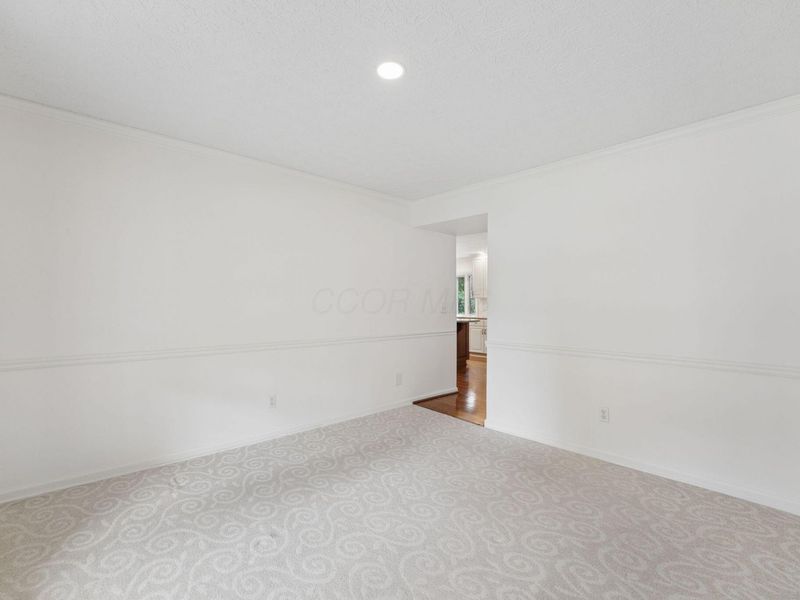 777 Black Gold Avenue, Gahanna, OH 43230 Photo 8