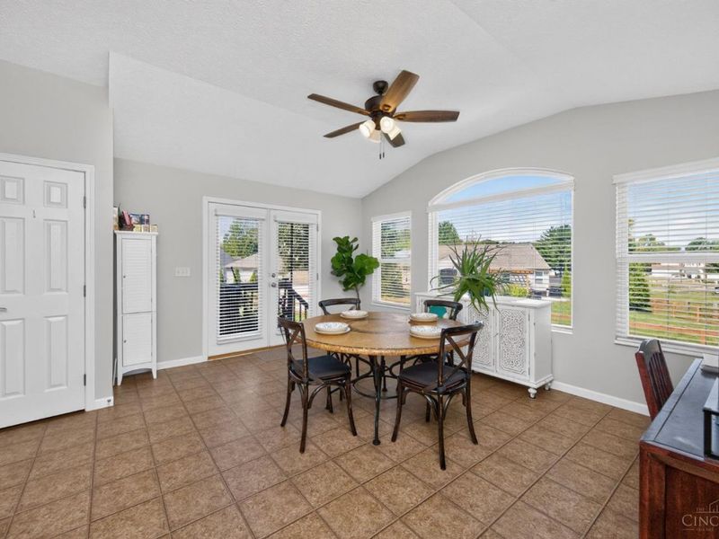 6263 Pine Cove, Hamilton Township, OH 45152 Photo 16