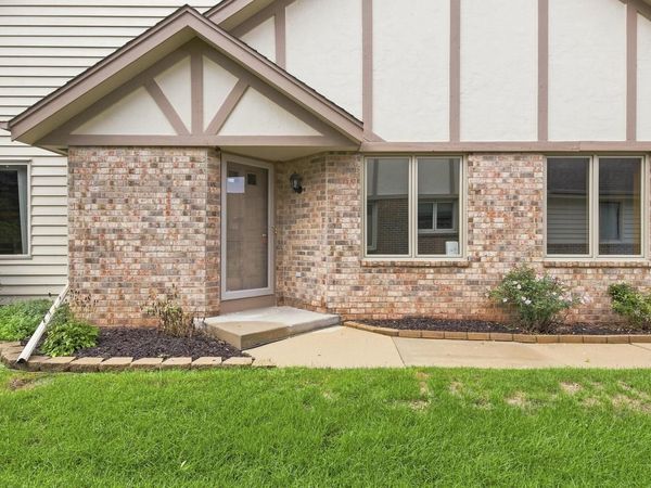 N34W23895 Grace AVENUE, Unit A, Pewaukee, WI 53072