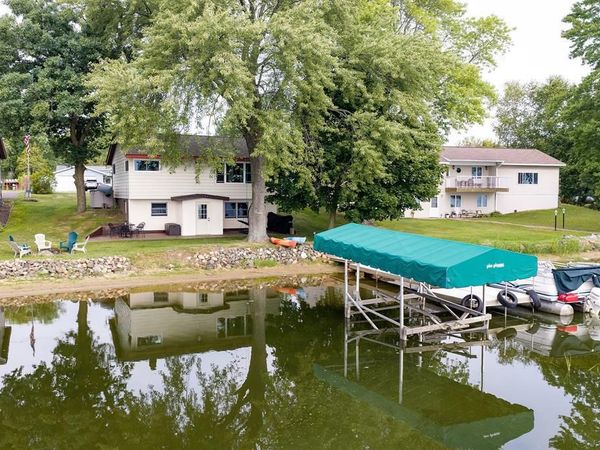 812 Magnor Lake Lane, Clayton, WI 54004