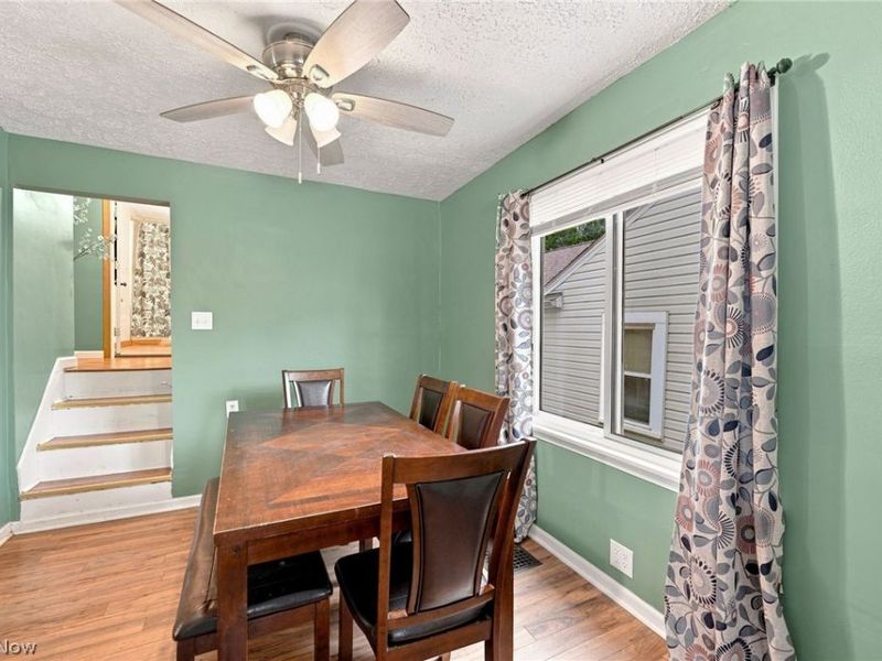 898 Orchard Road, Willoughby, OH 44094 Photo 3