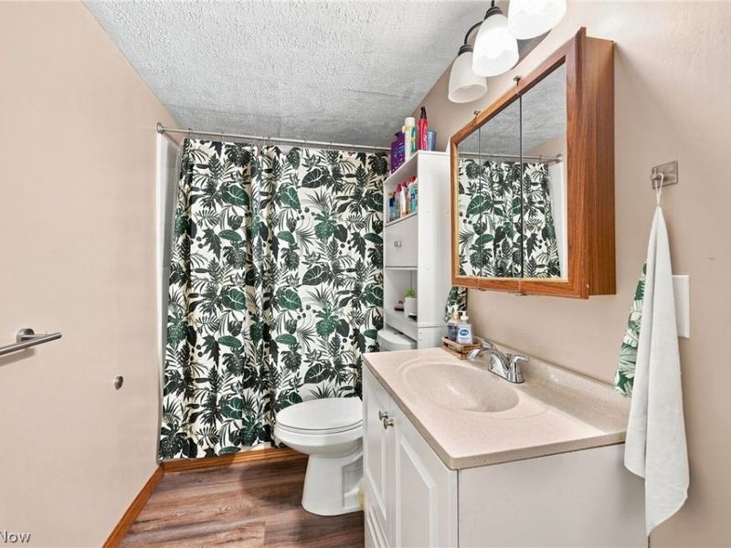 898 Orchard Road, Willoughby, OH 44094 Photo 7