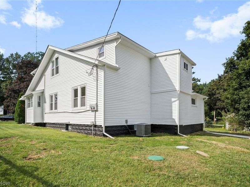4597 Elyria Avenue, Lorain, OH 44055 Photo 36
