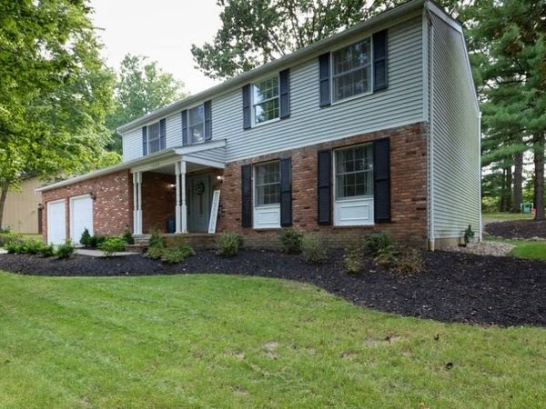 10222 Deer Run , Brecksville, OH 44141
