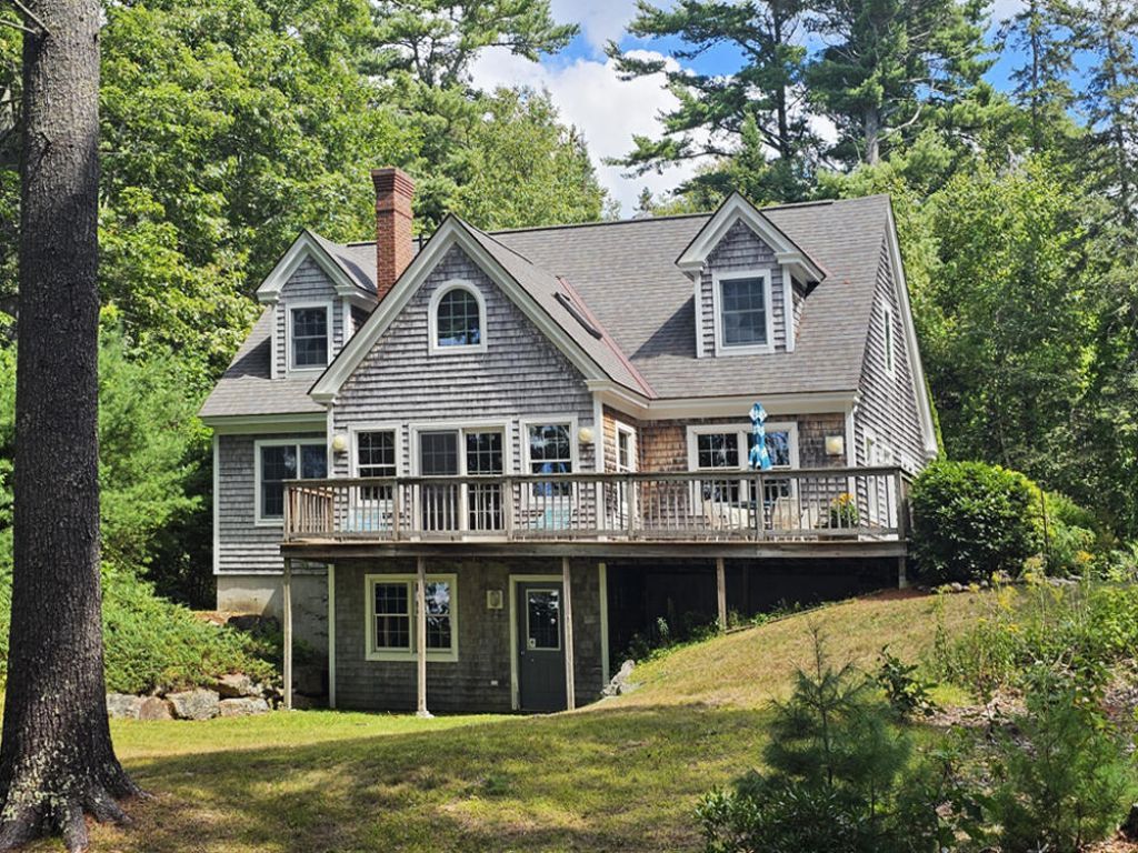 307 Harrington Road, Bristol, ME 04558 Main Photo