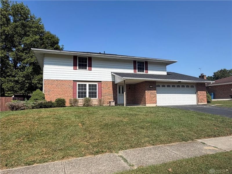 7221 Rustic Woods Drive, Dayton, OH 45424 Photo 1