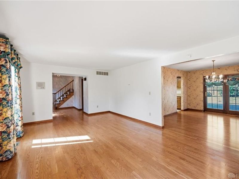 249 Wilkes Court, Beavercreek, OH 45434 Photo 10