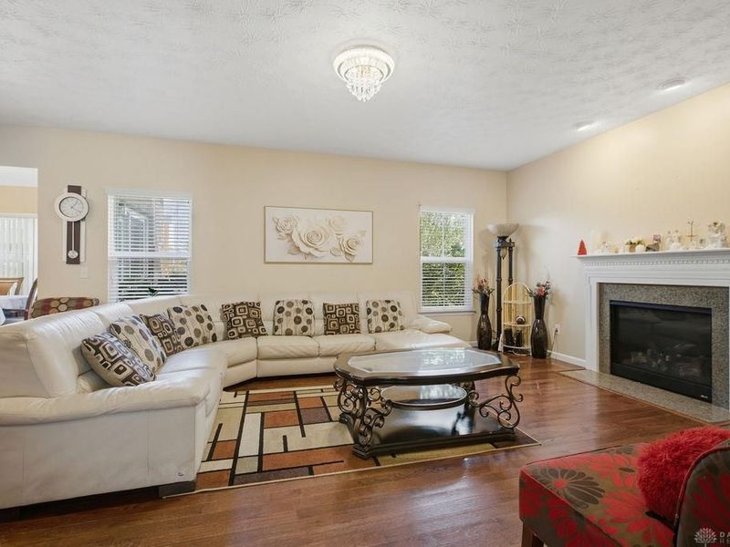 1686 Summit Creek Drive, Centerville, OH 45458 Photo 8