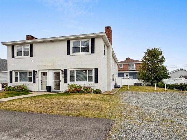 212 Bristol Street, Seabrook, NH 03874