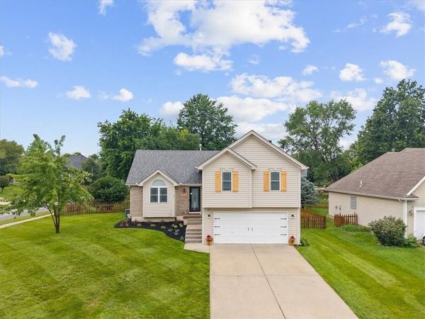 1104 Regency Drive, Kearney, MO 64060