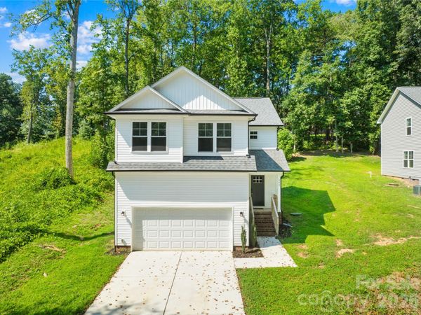 242 Valleybrook Lane, Troutman, NC 28166
