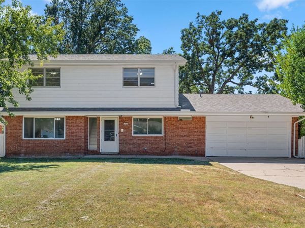 143 Ramblewood Road, Bartlesville, OK 74003