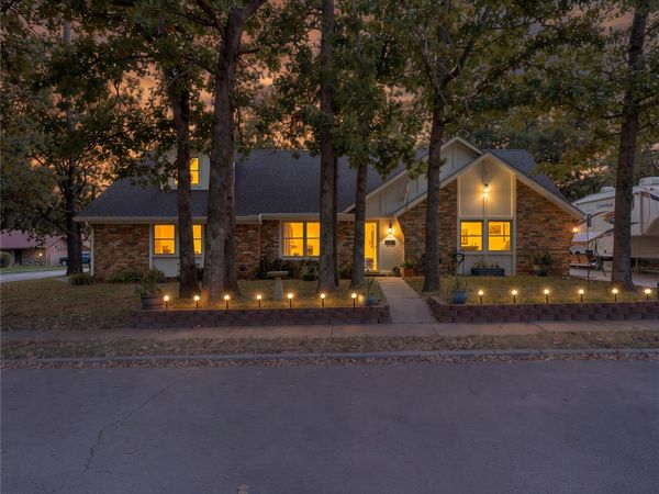 326 Spruce Court , Sand Springs, OK 74063