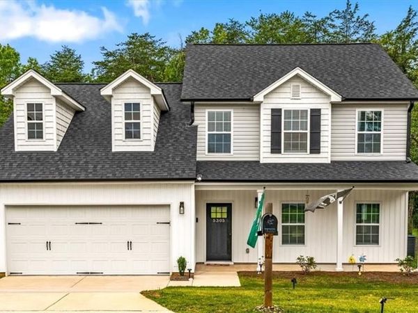 5305 Ridgefall Road , Greensboro, NC 27410