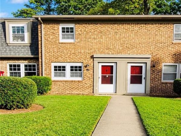 1929 Vantage Point Place , Unit J, Greensboro, NC 27407