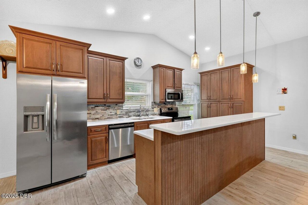 786 Pine Shores Circle, New Smyrna Beach, FL 32168 Photo