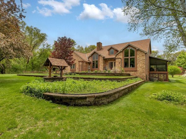 4457 Farmdale Circle, Saint Augusta, MN 56301