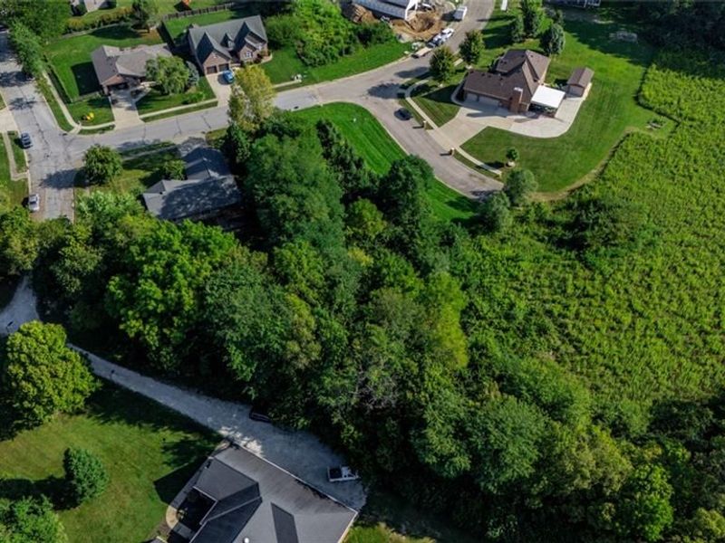 4215 Tuscany Court, Riverside, OH 45424 Photo 7