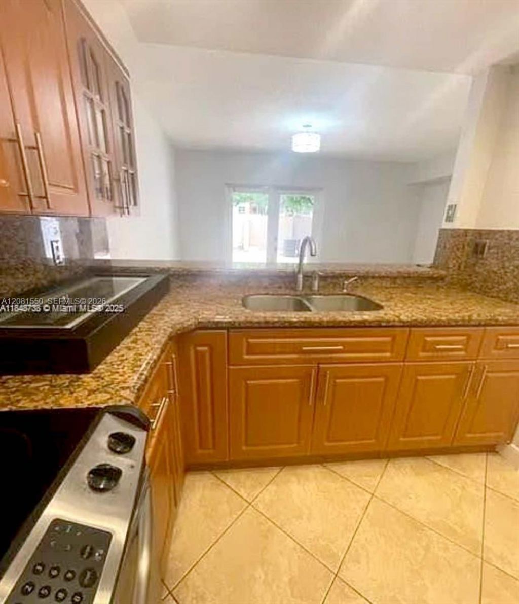 1990 SW 121st Ct, Unit 236, Miami, FL 33175 Photo