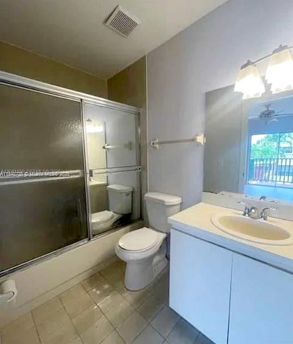 1990 SW 121st Ct, Unit 236, Miami, FL 33175 Photo