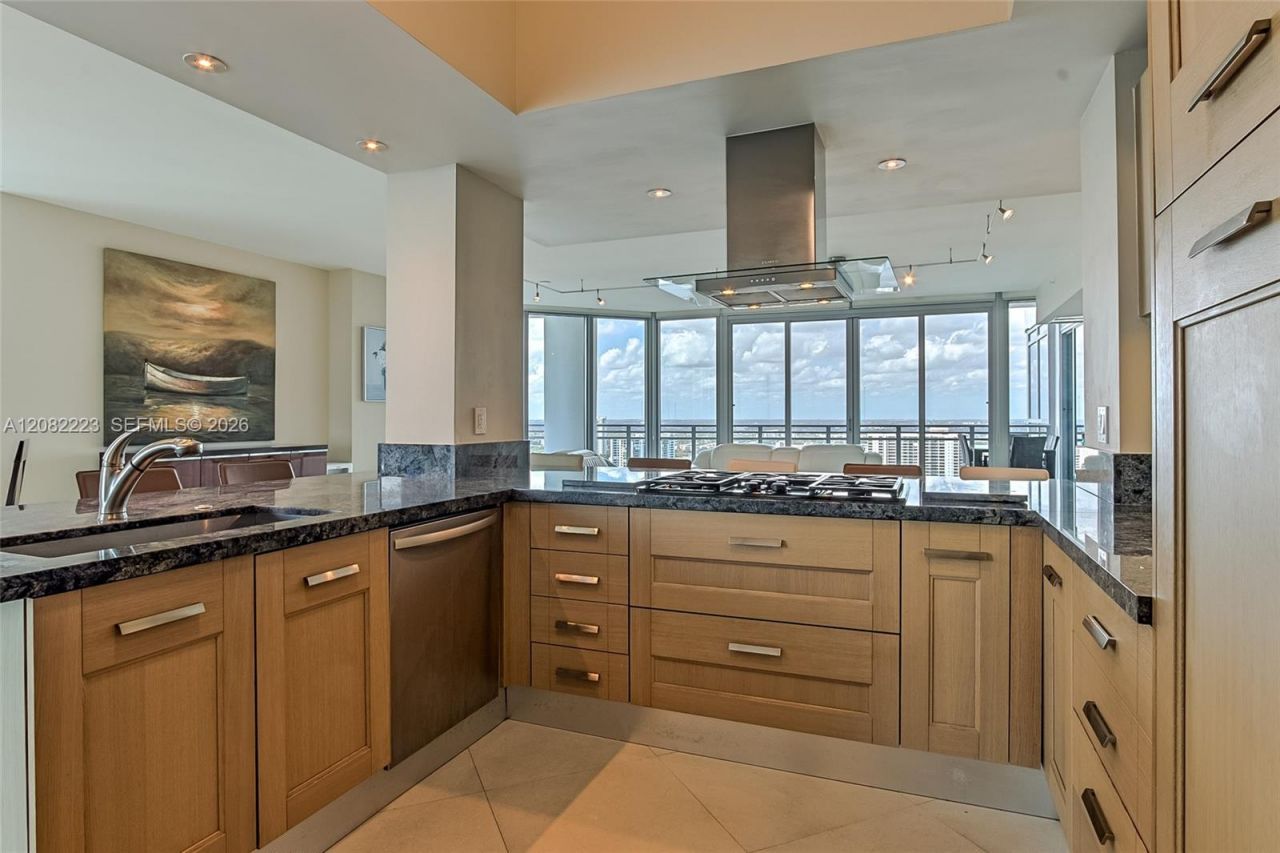 3535 S Ocean Dr, Unit 2805, Hollywood, FL 33019 Photo