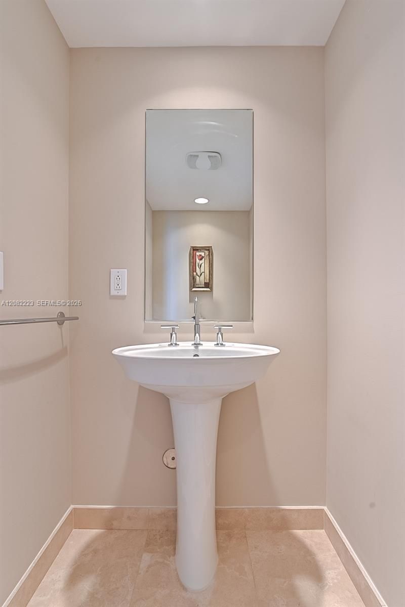 3535 S Ocean Dr, Unit 2805, Hollywood, FL 33019 Photo