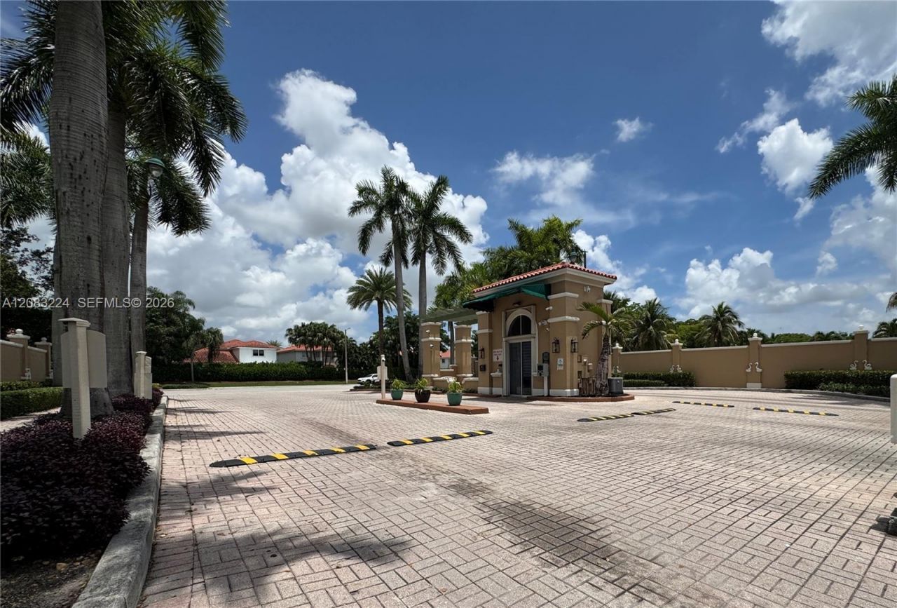 6720 NW 114th Ave, Unit 804, Doral, FL 33178 Photo
