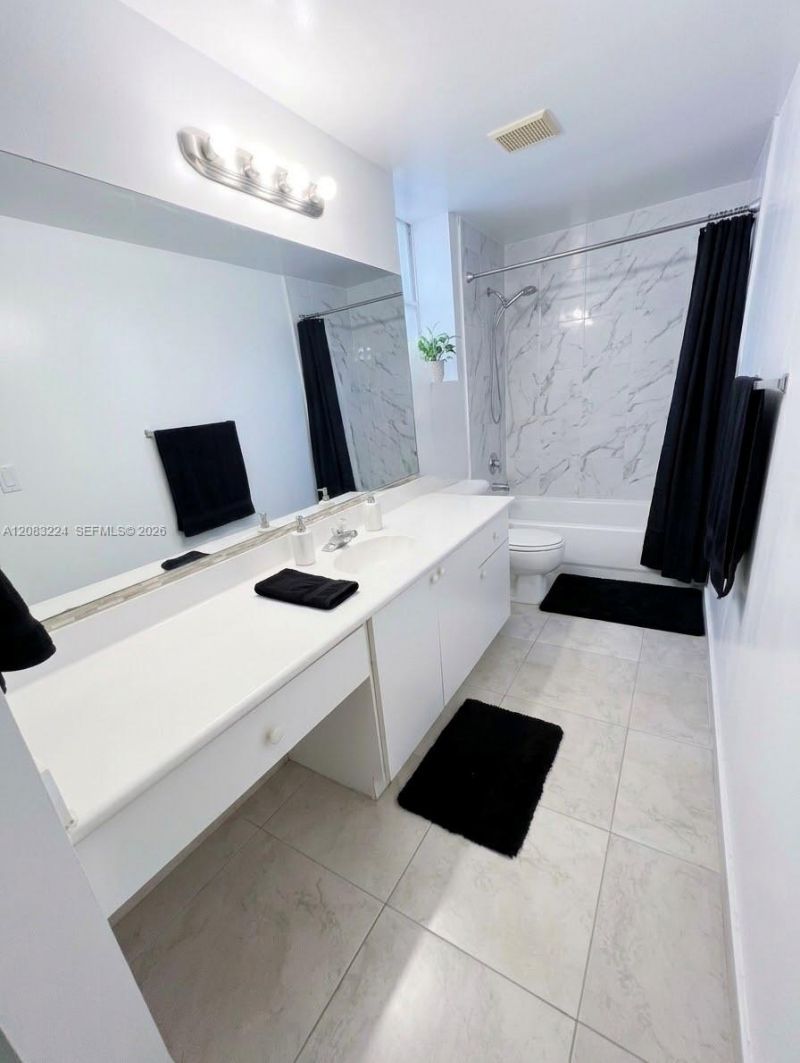 6720 NW 114th Ave, Unit 804, Doral, FL 33178 Photo