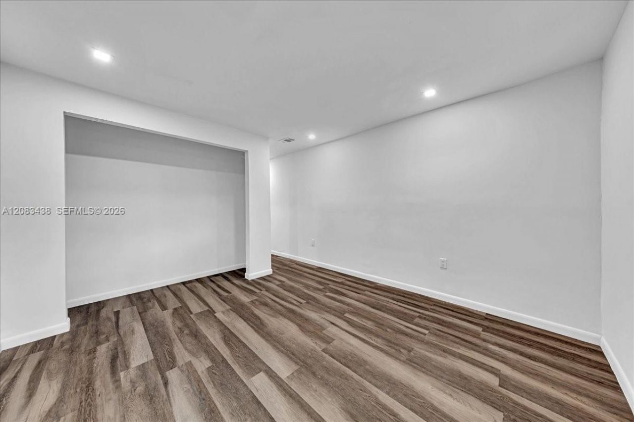 535 NW 23rd Ave , Fort Lauderdale, FL 33311 Photo