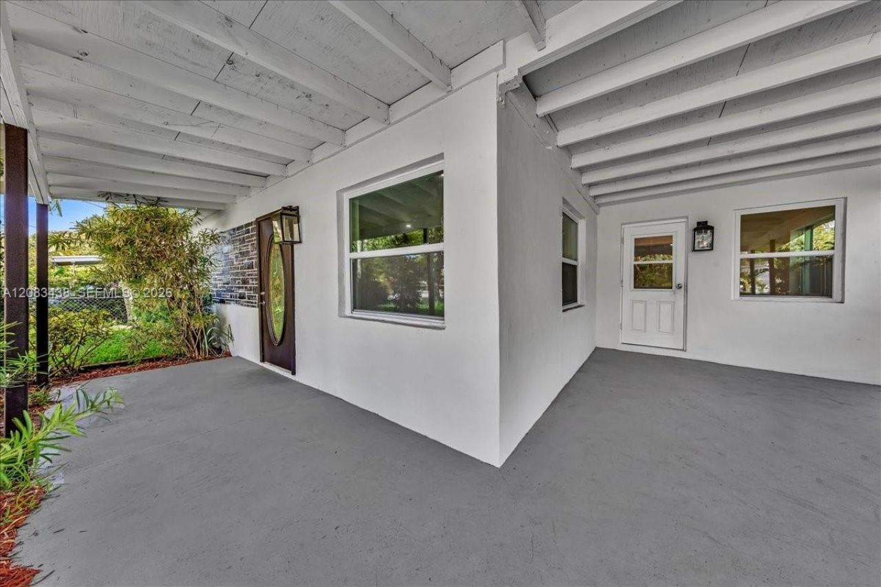 535 NW 23rd Ave , Fort Lauderdale, FL 33311 Photo