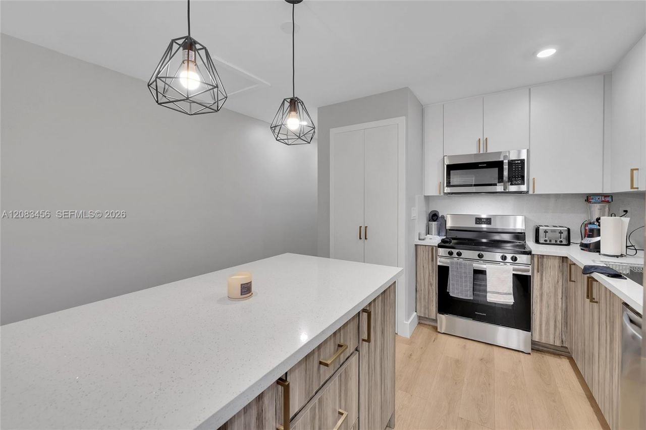 3520 SW 88th Pl , Unit 1, Miami, FL 33165 Photo