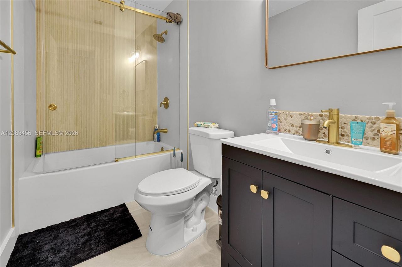 3520 SW 88th Pl , Unit 1, Miami, FL 33165 Photo