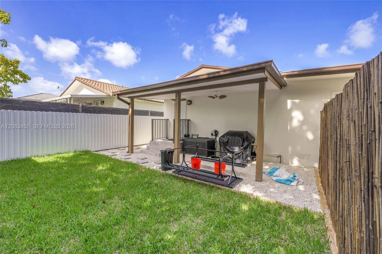 3520 SW 88th Pl , Unit 1, Miami, FL 33165 Photo