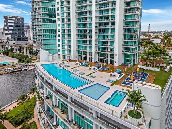 92 SW 3rd St , Unit 1107, Miami, FL 33130