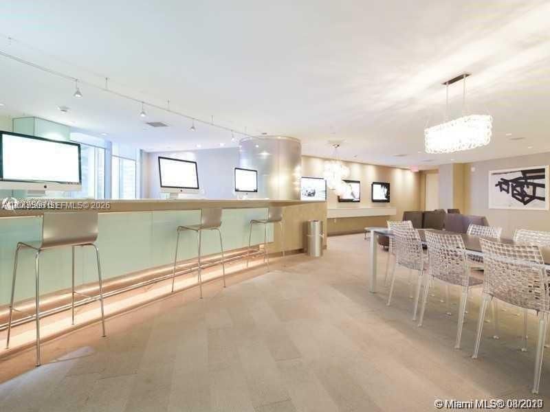 92 SW 3rd St, Unit 1107, Miami, FL 33130 Photo