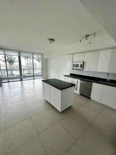92 SW 3rd St, Unit 1107, Miami, FL 33130 Photo