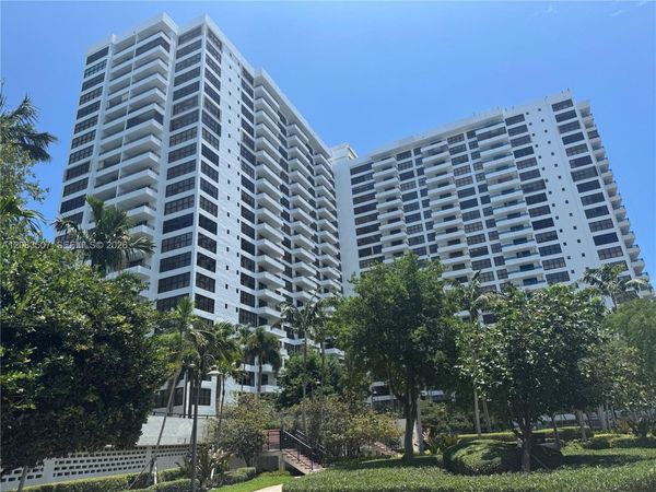 2500 Parkview Dr , Unit 1109, Hallandale Beach, FL 33009