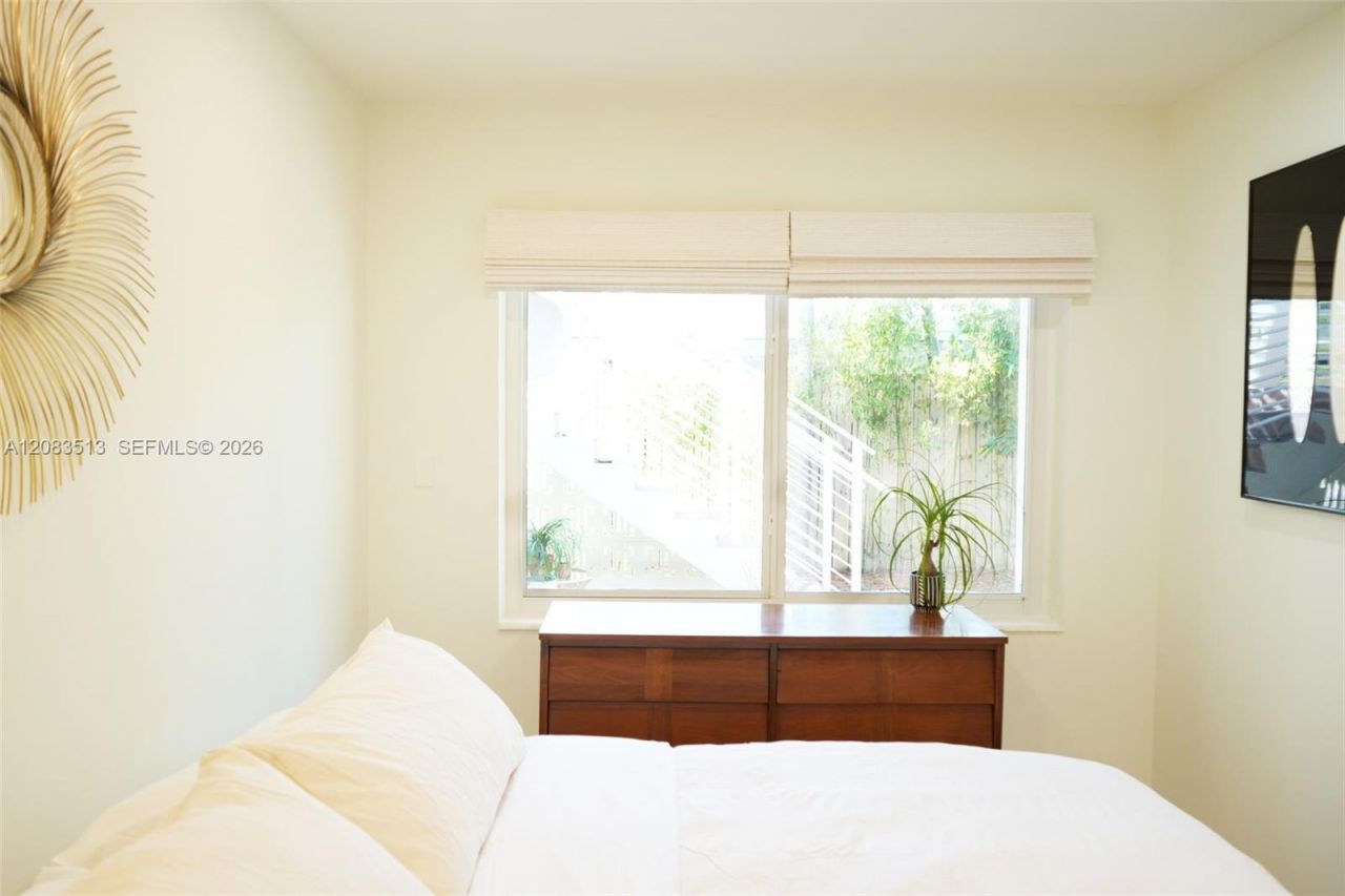 2904 N Ocean Blvd, Fort Lauderdale, FL 33308 Photo