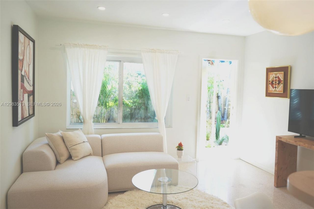 2904 N Ocean Blvd, Fort Lauderdale, FL 33308 Photo