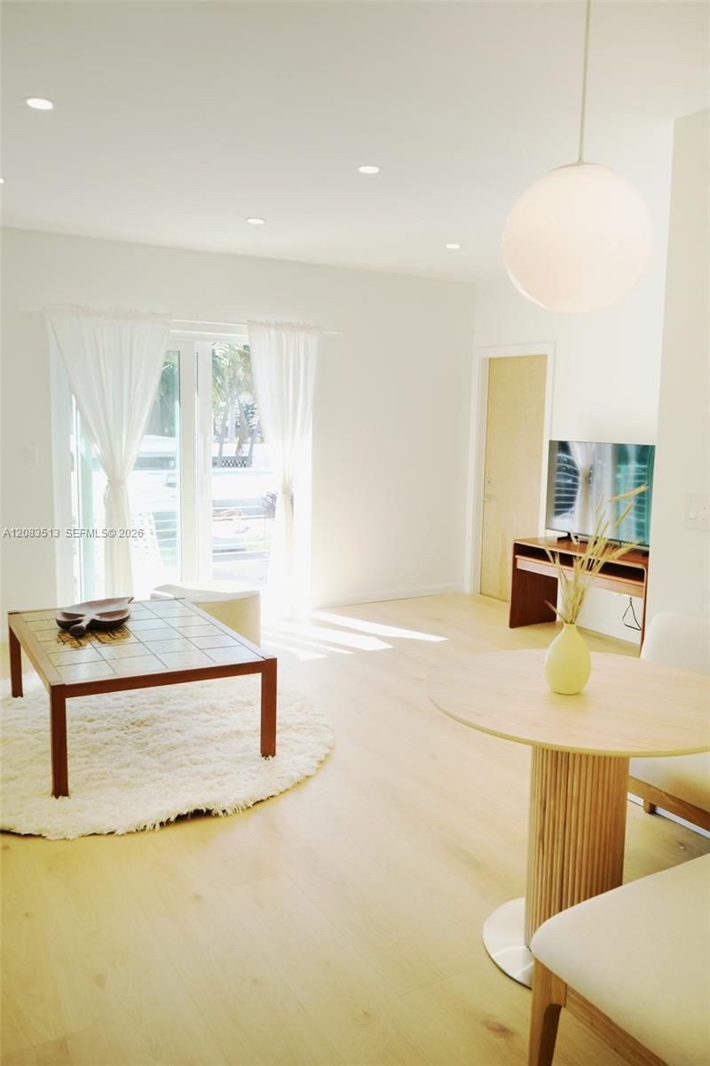 2904 N Ocean Blvd, Fort Lauderdale, FL 33308 Photo