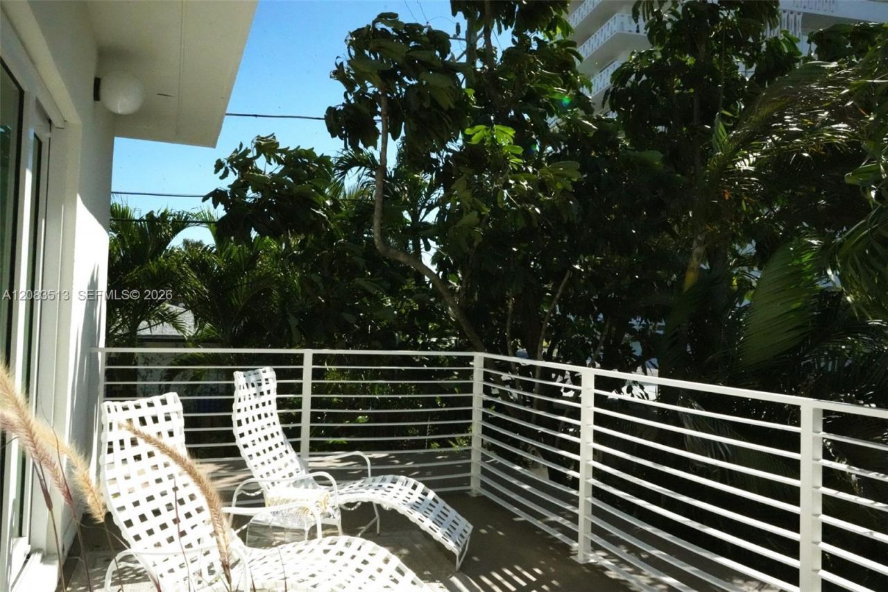 2904 N Ocean Blvd, Fort Lauderdale, FL 33308 Photo