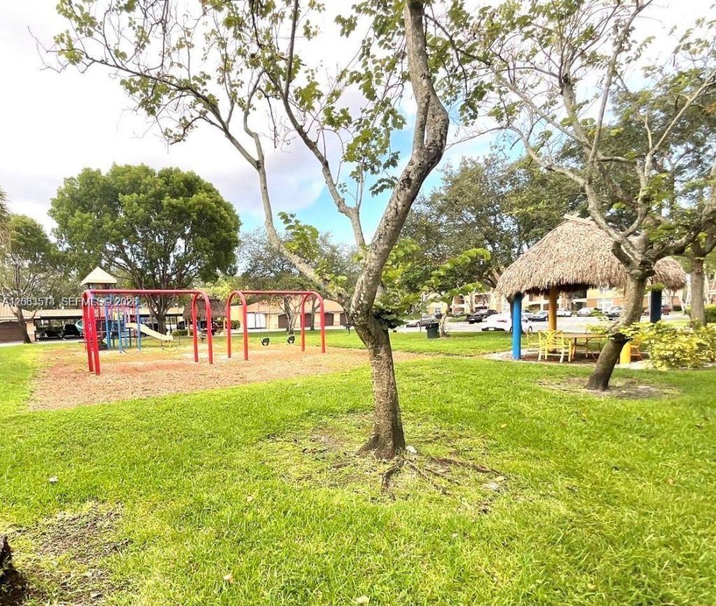 11631 SW 2nd St , Unit 20104, Pembroke Pines, FL 33025 Photo